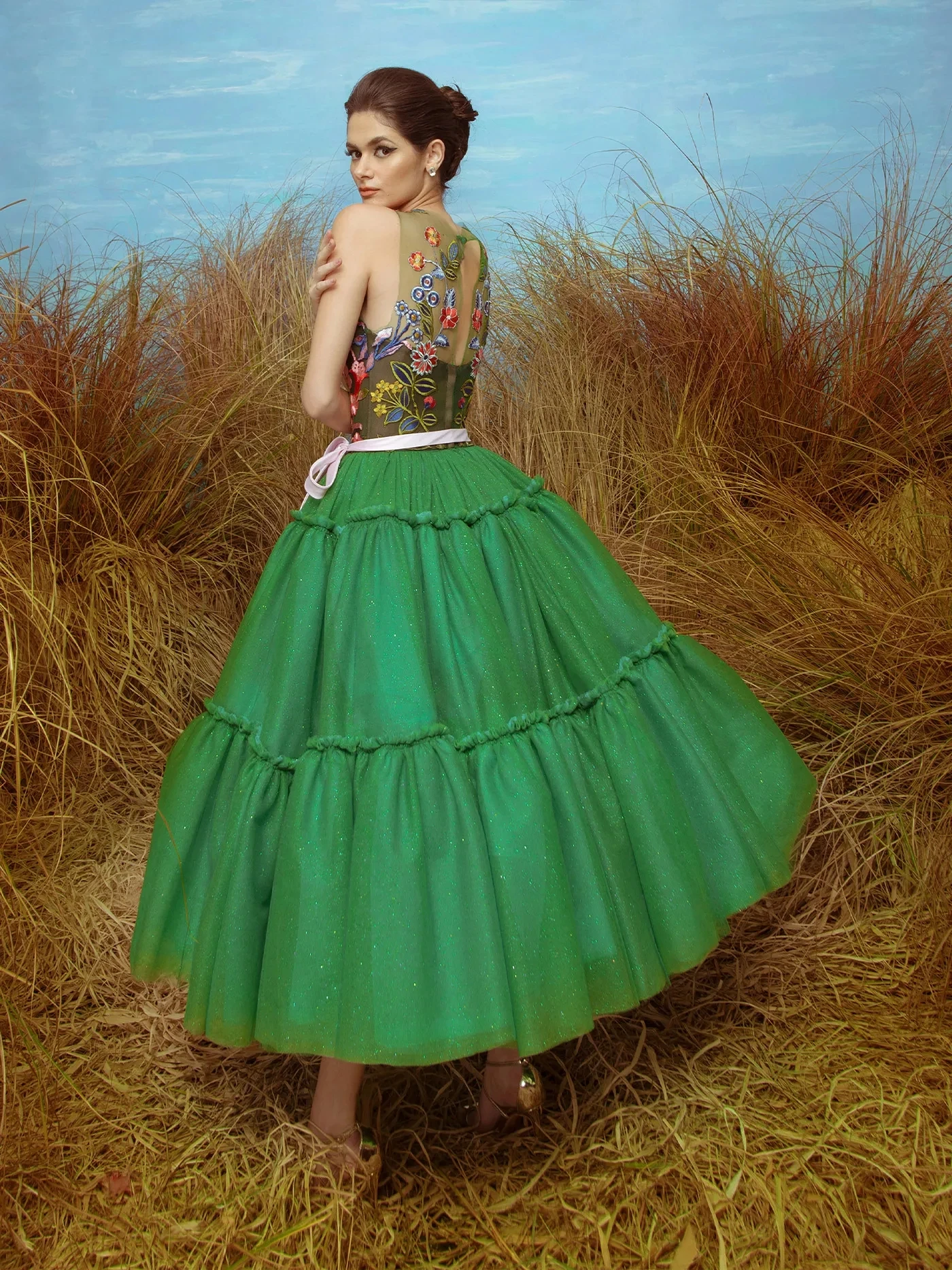 Vestido de baile de tul verde, apliques transparentes, brillantes en capas, vestidos de noche abullonados con cuello redondo, vestido de fiesta Floral