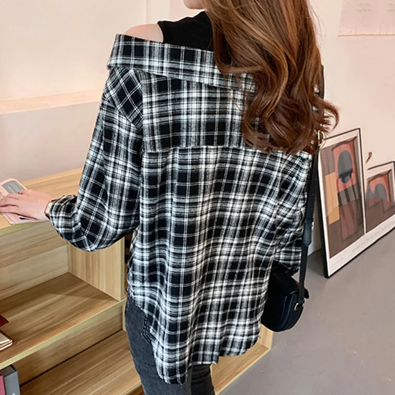 Women Casual Plaid Shirts Loose Style ladies Tops Black Fake Two Piece Blouses 2022 Spring Oversized Blouses Off Shoulder Shirt