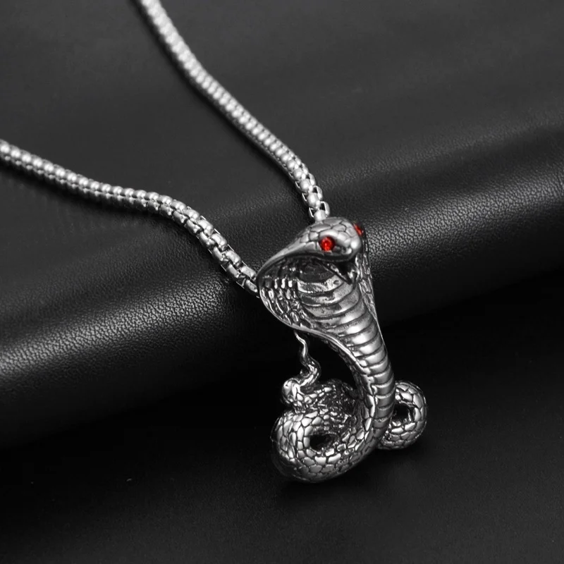 New Retro Cobra Shape Pendant Necklace Men's Necklace Fashion Metal Sliding Crystal Inlaid Pendant Accessories Party Jewelry - Image 4