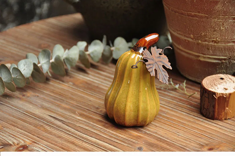 Creative country painted ceramic pumpkin ornaments garden gardening Halloween decoration gift Cute pumpkin desk decoration CL101