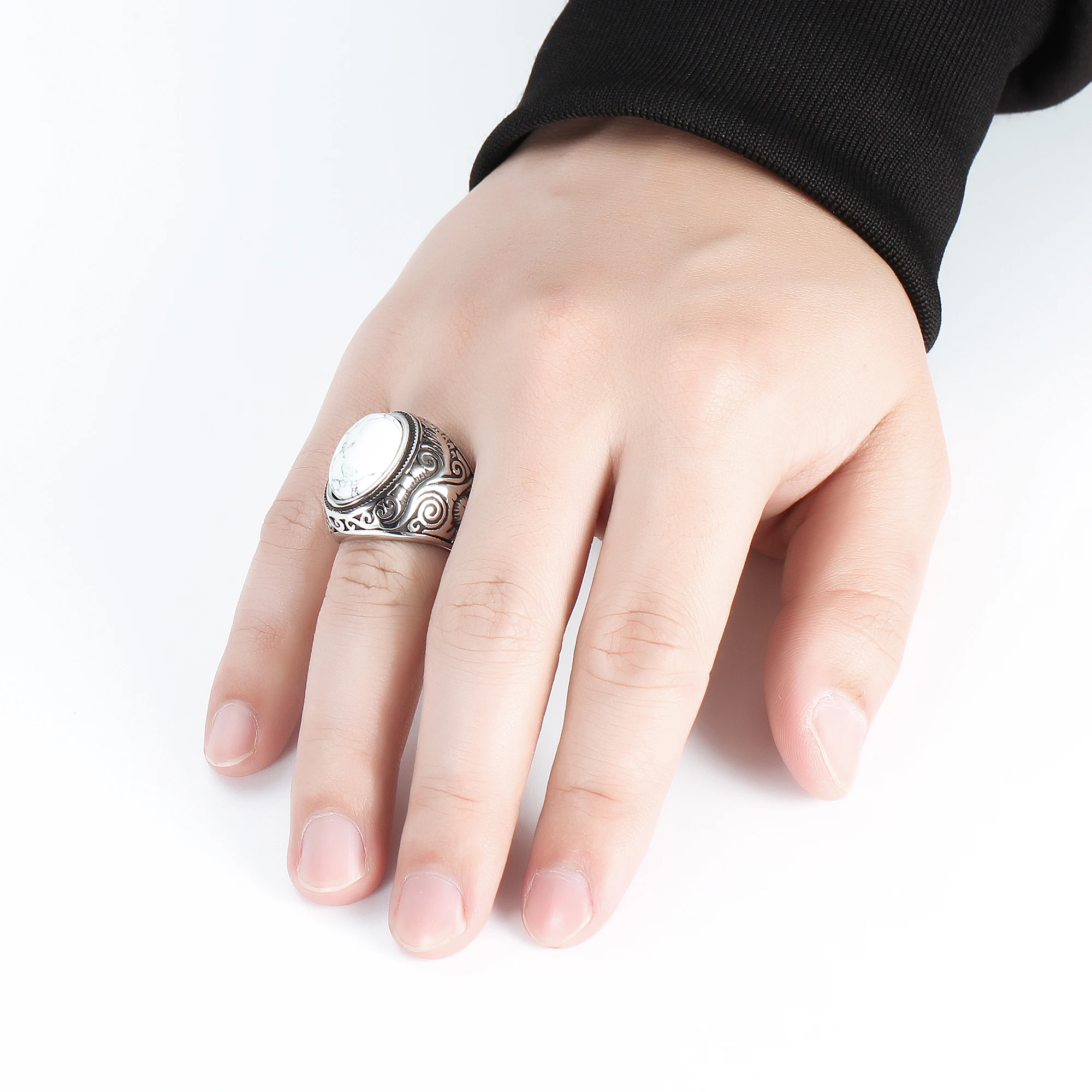 Bohemian style huge Green stone vintage jewelry titanium steel ring neutral ring jewelry