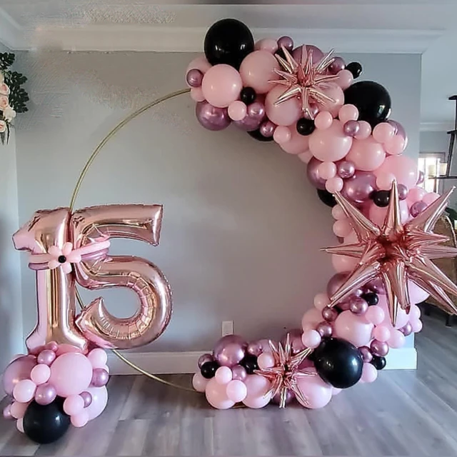 Decoracion de 15 años rosa y negro sale