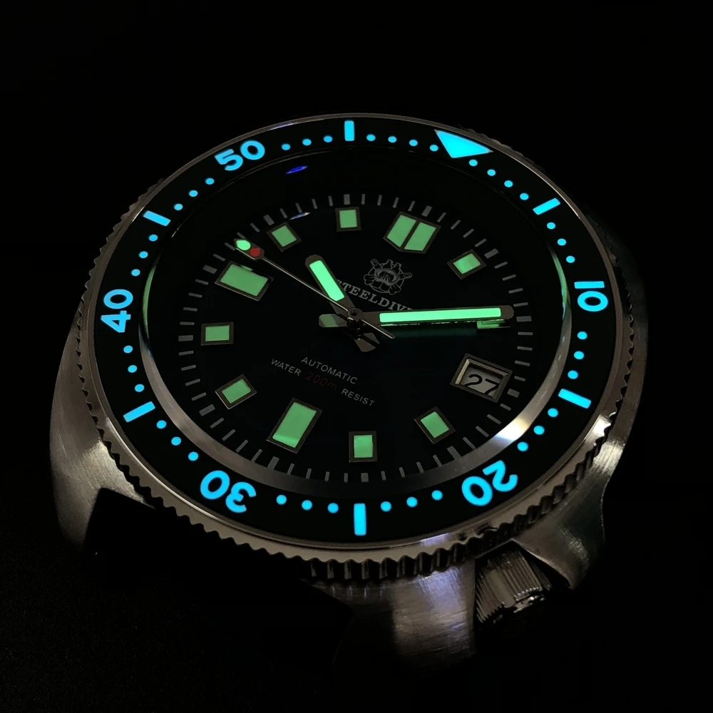 STEELDIVE Men Automatic Watch 43.8mm Mechanical Wristwatch Diver 20Bar Waterproof Sapphire Mirror Luminous NH35 Ceramic Bezel view 4