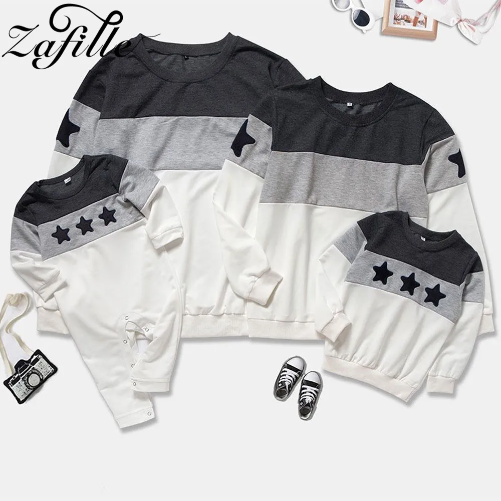 

ZAFILLE Mother Kids Family Matching Outfits Long Sleeve Patchwork Stars Family Look Same Hooides Mother and Daughter Clothes