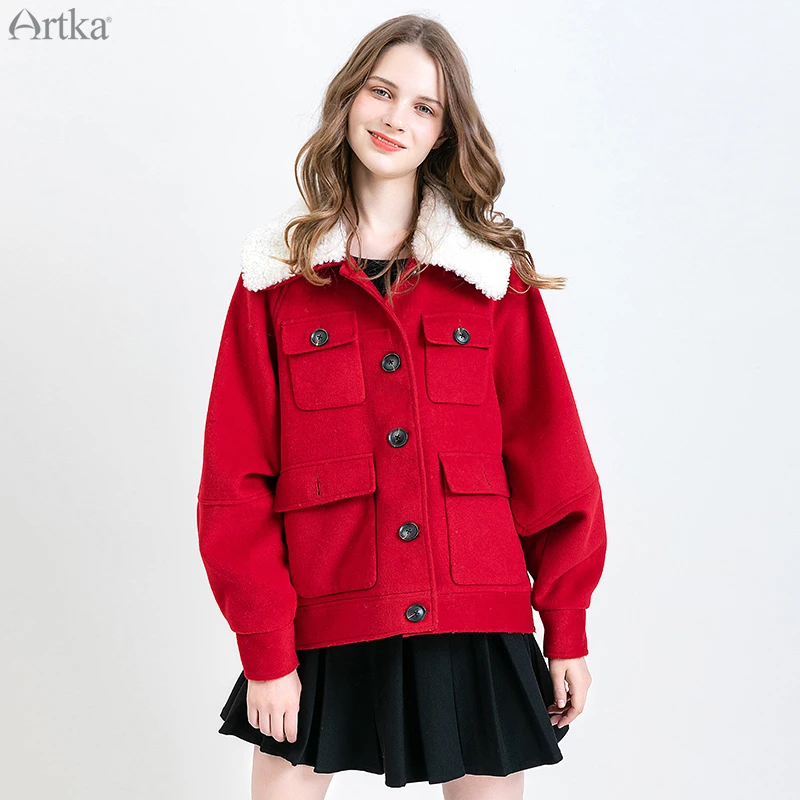 ARTKA 2019 Winter New Women Woolen Coat Single Breasted Thicken Woolen Jacket Pocket Detachable Lamb Fur Collar Outwear WA10193Q