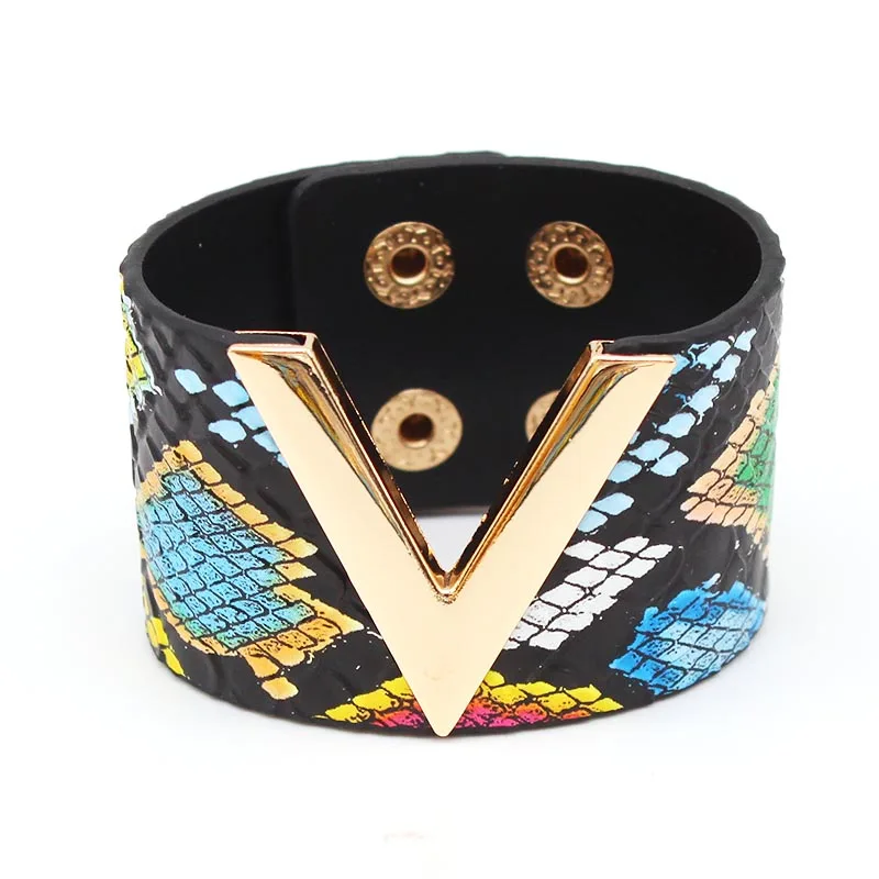 Fashion Leopard Leather Bracelet For Women Simple All-Match V Word Wide Charm Cuff Wrap Bracelet Femme Wristband Jewelry