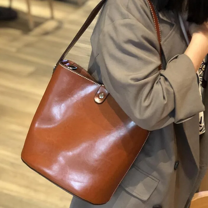 Fashion Women Handbag 100% Genuine Leather cowhide bucket bag lady Casual Tote Female Crossbody Messenger  2022 new bag