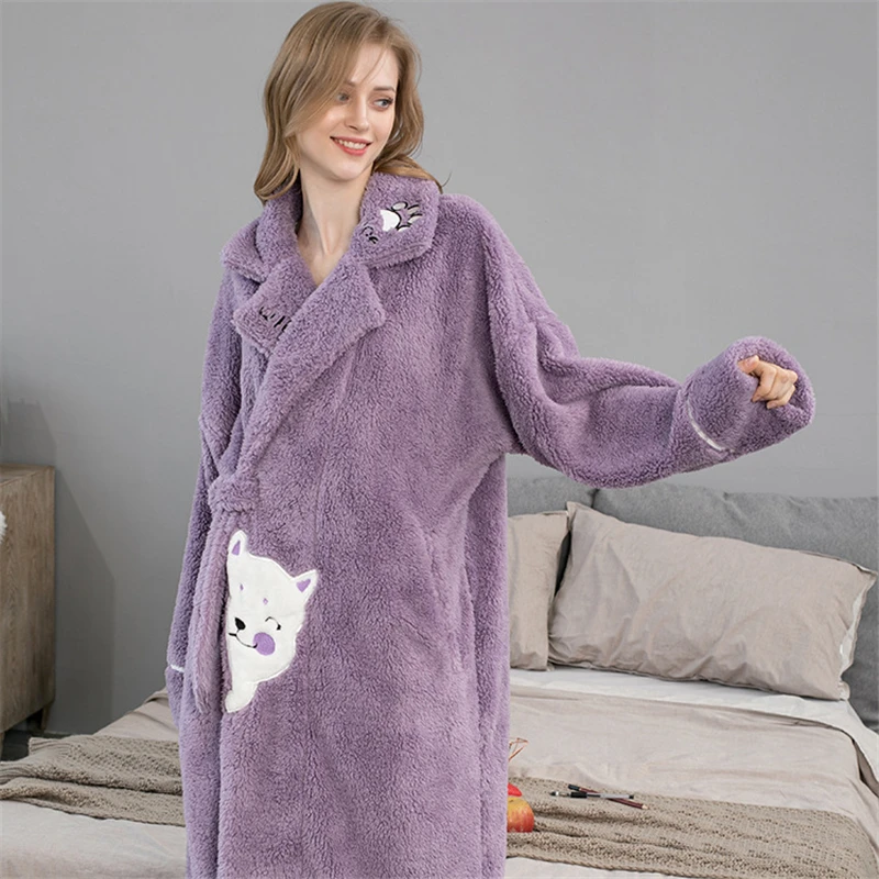 

Women's Winter Warm Soft Bathrobe Long Sleeved Robe Night Dress Women Bathrobe Flannel Robe