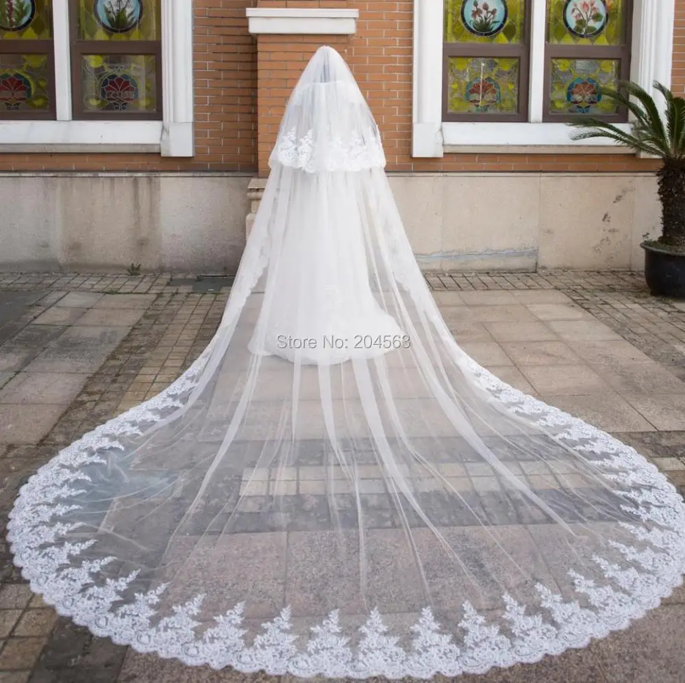 

Stunning Two-Layer Luxury Lace Wedding Veil Long Bridal Veils with Comb MM Cathedral Veil