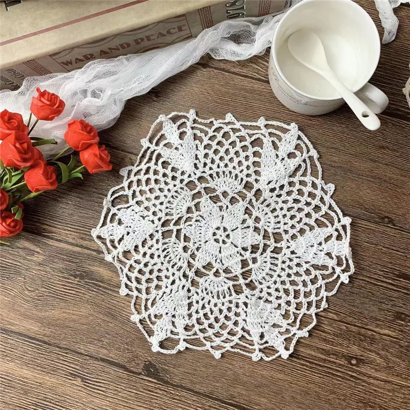 Round 22CM Modern White Beige Hand-crocheted Table Placemat Cotton Cloth Fabric Coffee Cup Mat Pad Wedding Christmas Home Decor