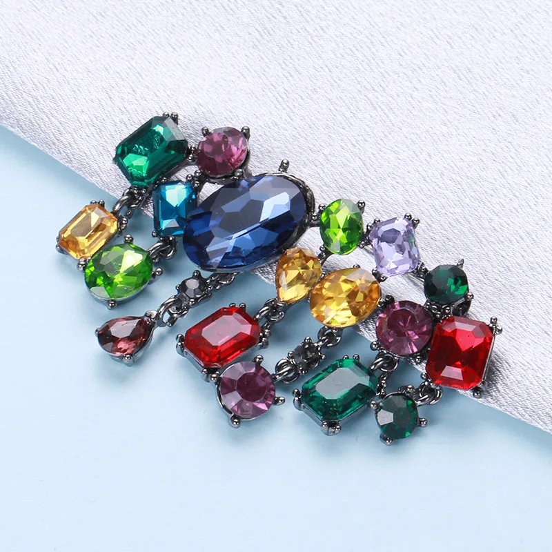 Exaggerated Personality Colored Crystal Brooch for Woman Temperament Sweater Suit Coat Jewelry Accessories