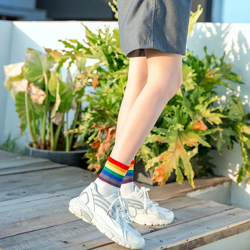 Women Striped Rainbow Socks Woman White Black Calcetines Meias Mulher Skarpetki Meias Meia Calcetas Mujer Chaussette Sock Sokken