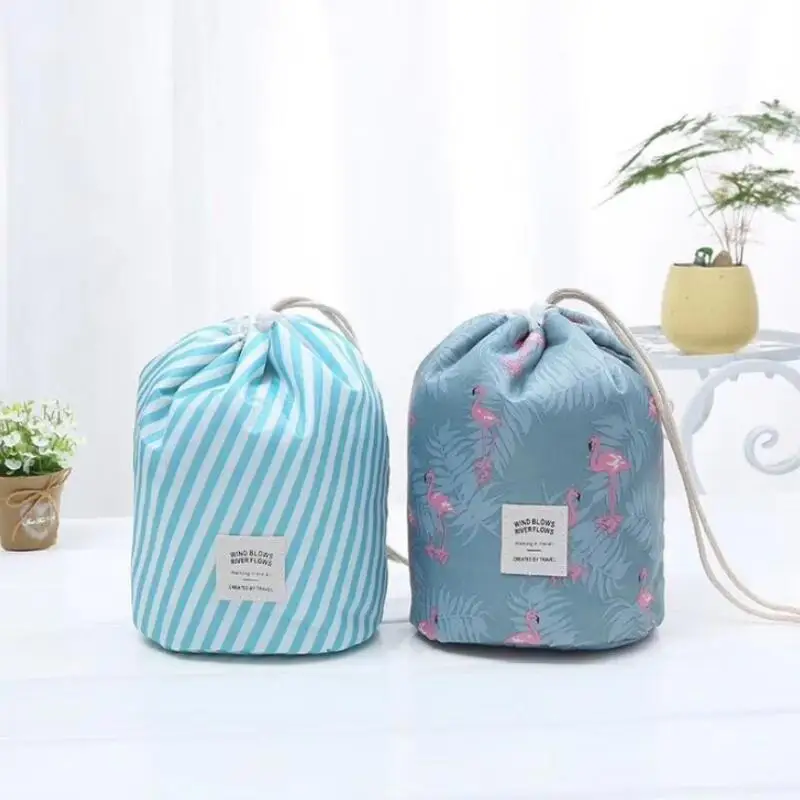 

Barrel Shaped Travel Cosmetic Bag High Capacity Drawstring Drum Wash Bags Flamingo Printed Storage Bag LX8962