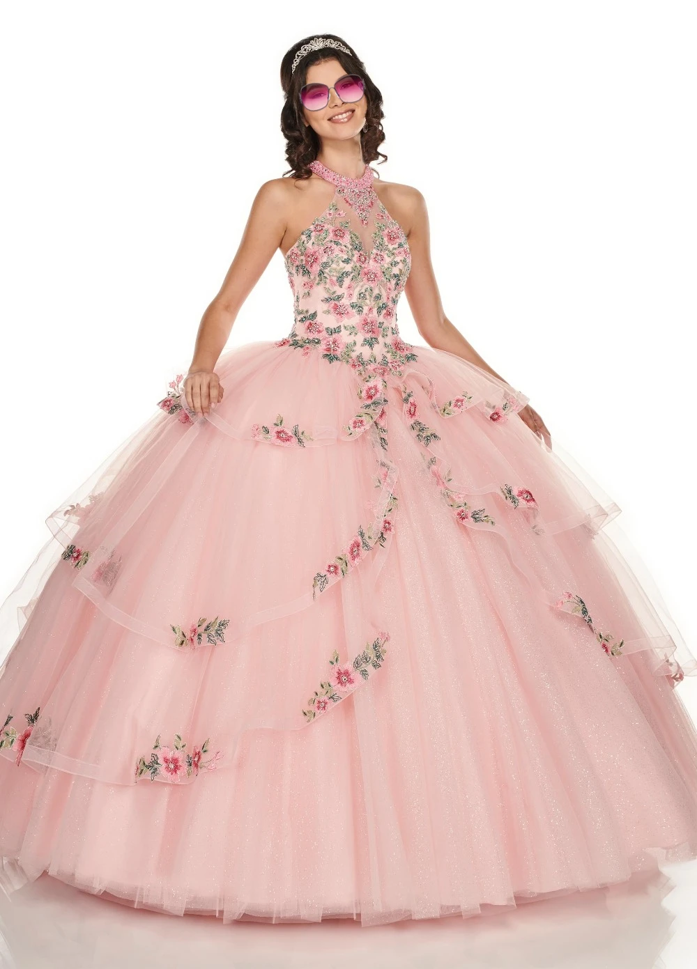 Pink Organza Gaun Bola Quinceanera Gaun 2021 Halter Bordir Manik-manik Prom Gaun Pesta Vestidos De 15 Anos Backless