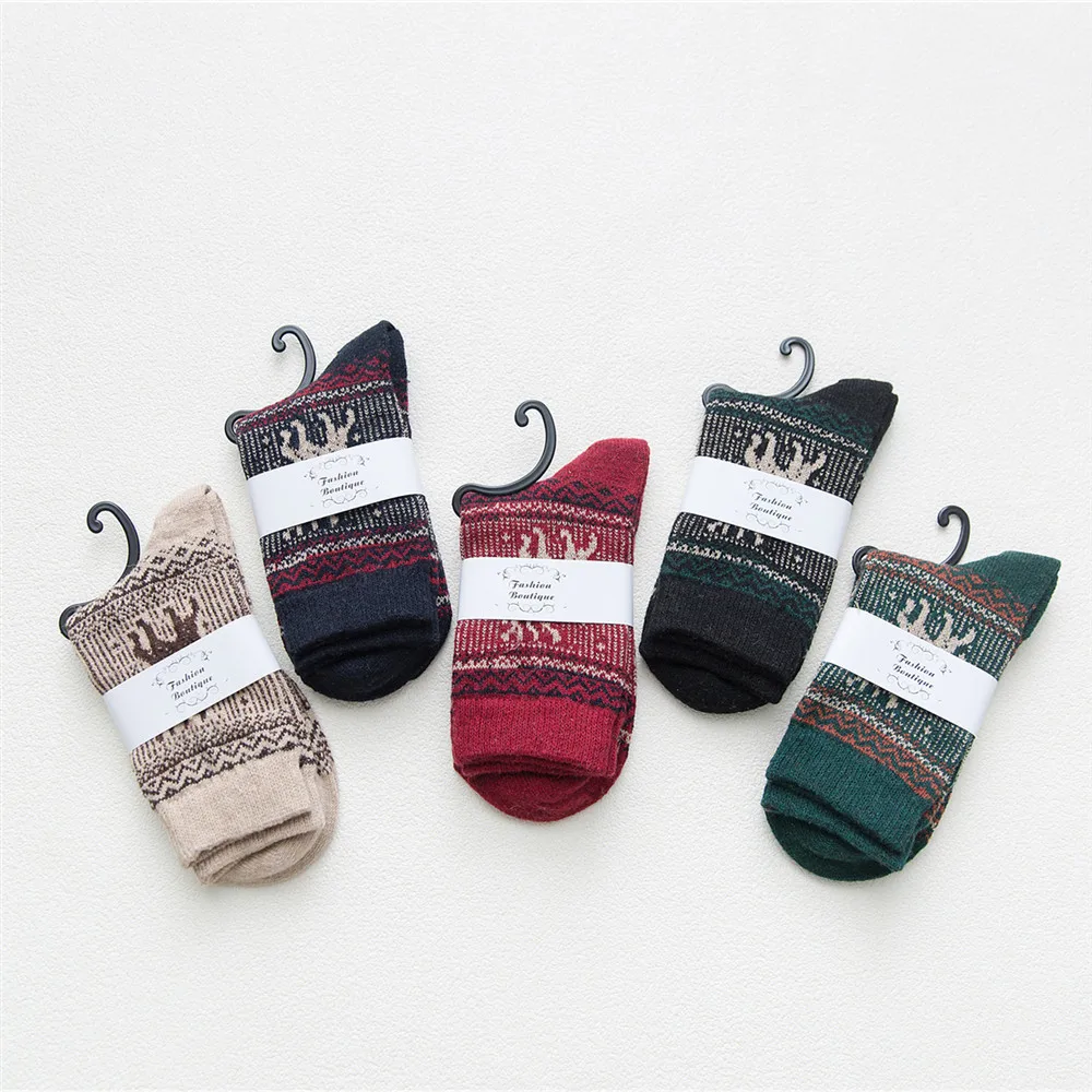 5Pairs/lot New Women's Wool Socks Multi-color Fashion Autumn Winter Wool Socks Warm thick ladies Long Socks