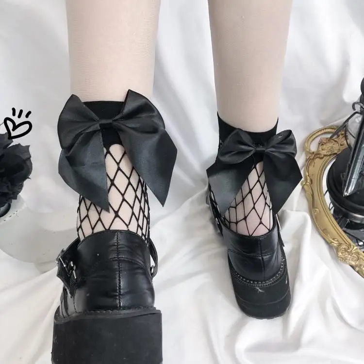 

Fashion 2022New Women Sexy Black Mesh Short Ankle Socks Christmas Girls Fishnet Socks With Cute Bow Ladies Socks 2 Colors