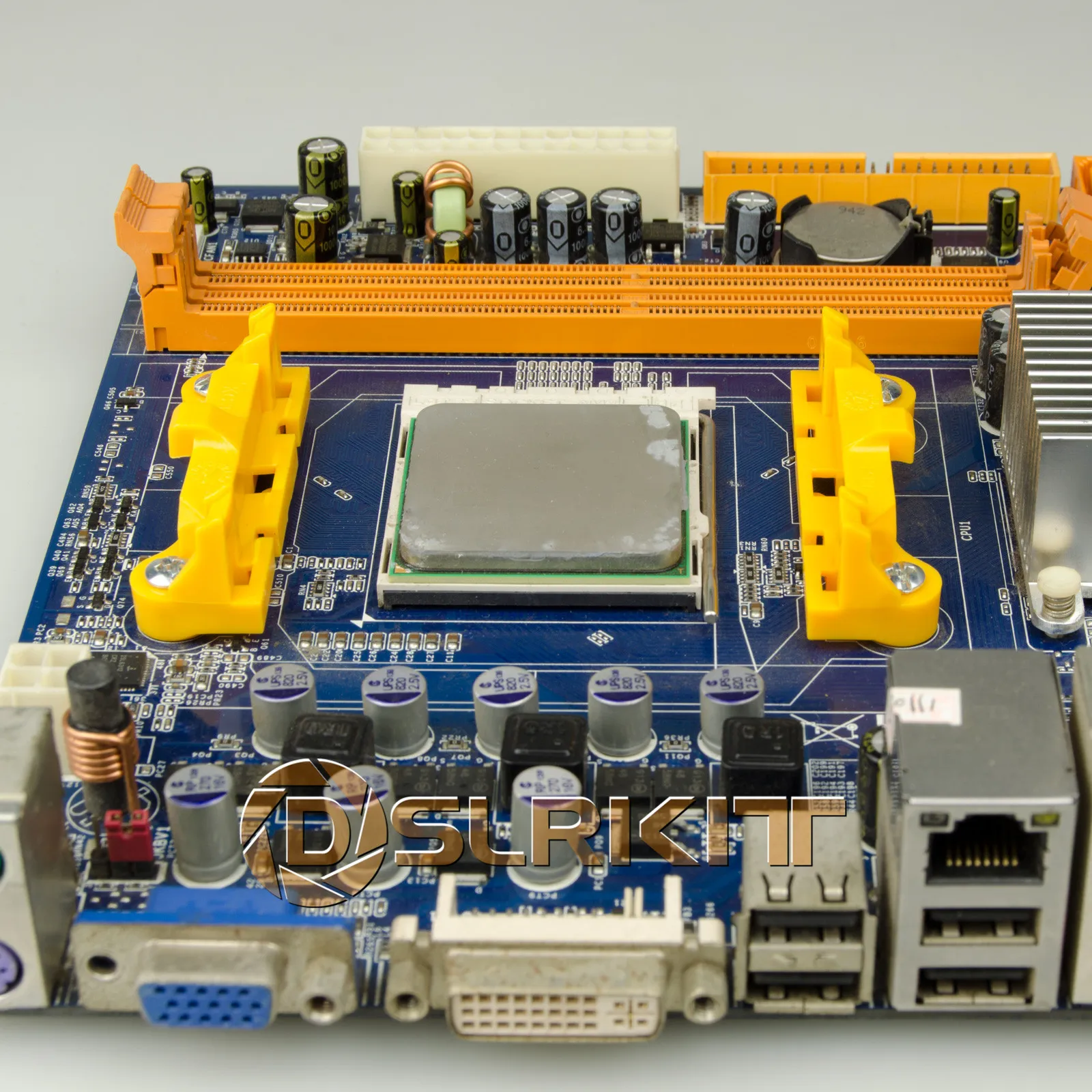 DSLRKIT AMD FM1 FM2 AM2+ AM3+ CPU Cooler Heatsink Fan Stand Base Mount Bracket Holder