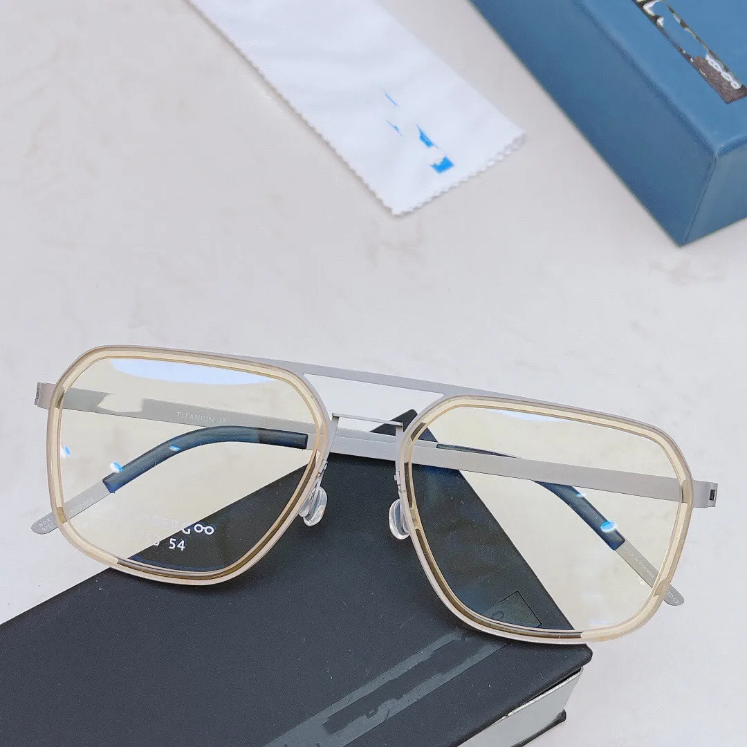 2021 Denmark New Glasses Frame Men and Women Double Beam Titanium Retro Eyeglasses Ultra-light Square 9753 Prescription Eyewear