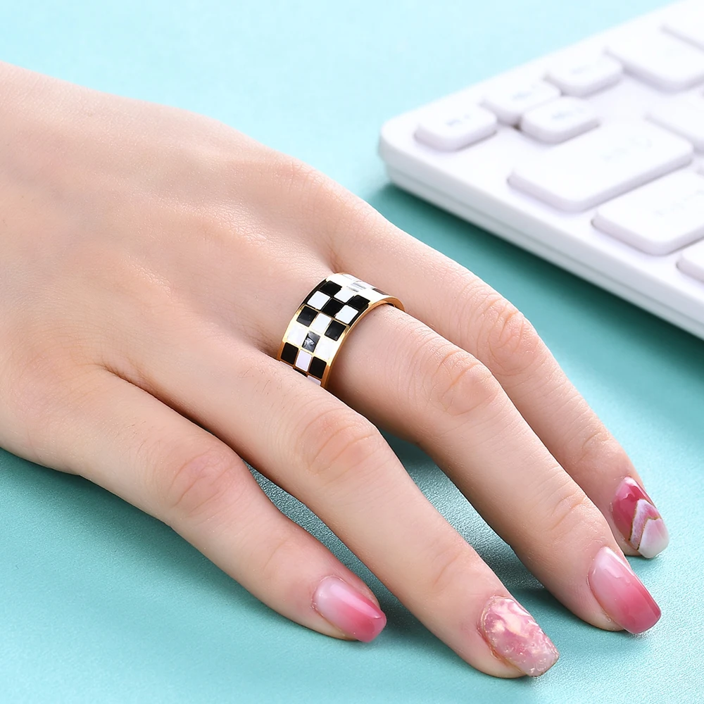 Classic Enamel Black White Checkerboard Grid Y2K  Jewelry Chunky Rings For Women Stainless Steel Gemetric Dome Rings Accessories