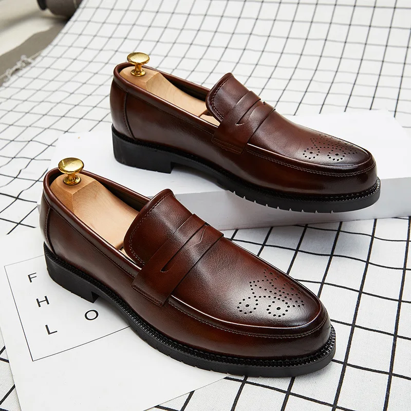 2022 Luxury Brand Penny Loafers men Casual shoes Slip On Leather Dress Shoes Size 38-44 Brogue Carving Loafer Driving Party