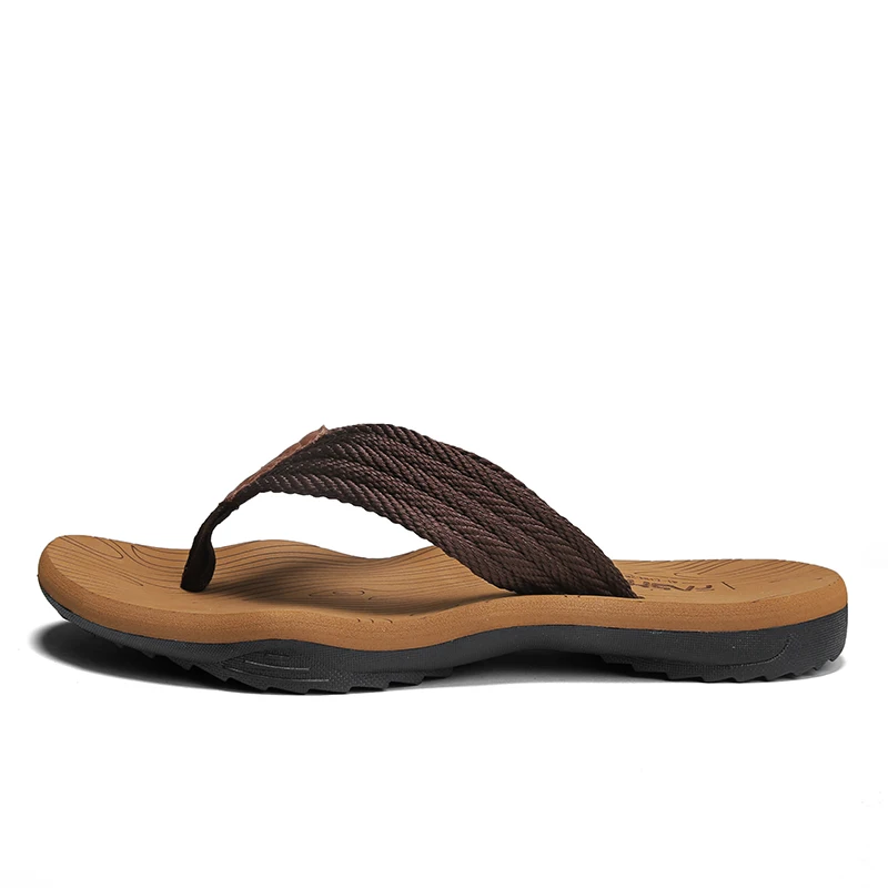 Infradito estivo da uomo sandali da spiaggia traspiranti scarpe basse antiscivolo scarpe pantofole di alta qualità Zapatos De Hombre taglie forti