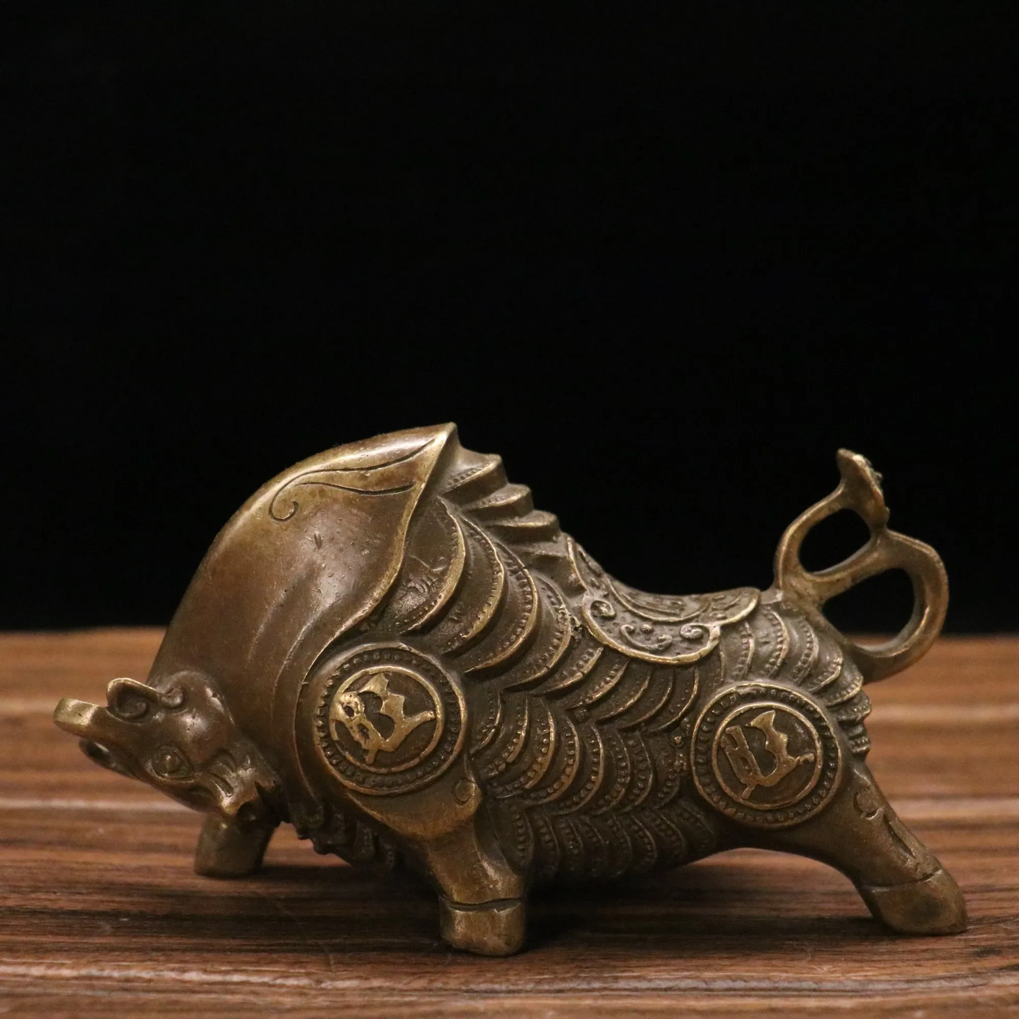 7"Tibetan Temple Collection Old Brass Zodiac Ox Statue Lucky Money cow Wangcai Gather wealth Ornaments Town House Exorcism view 3