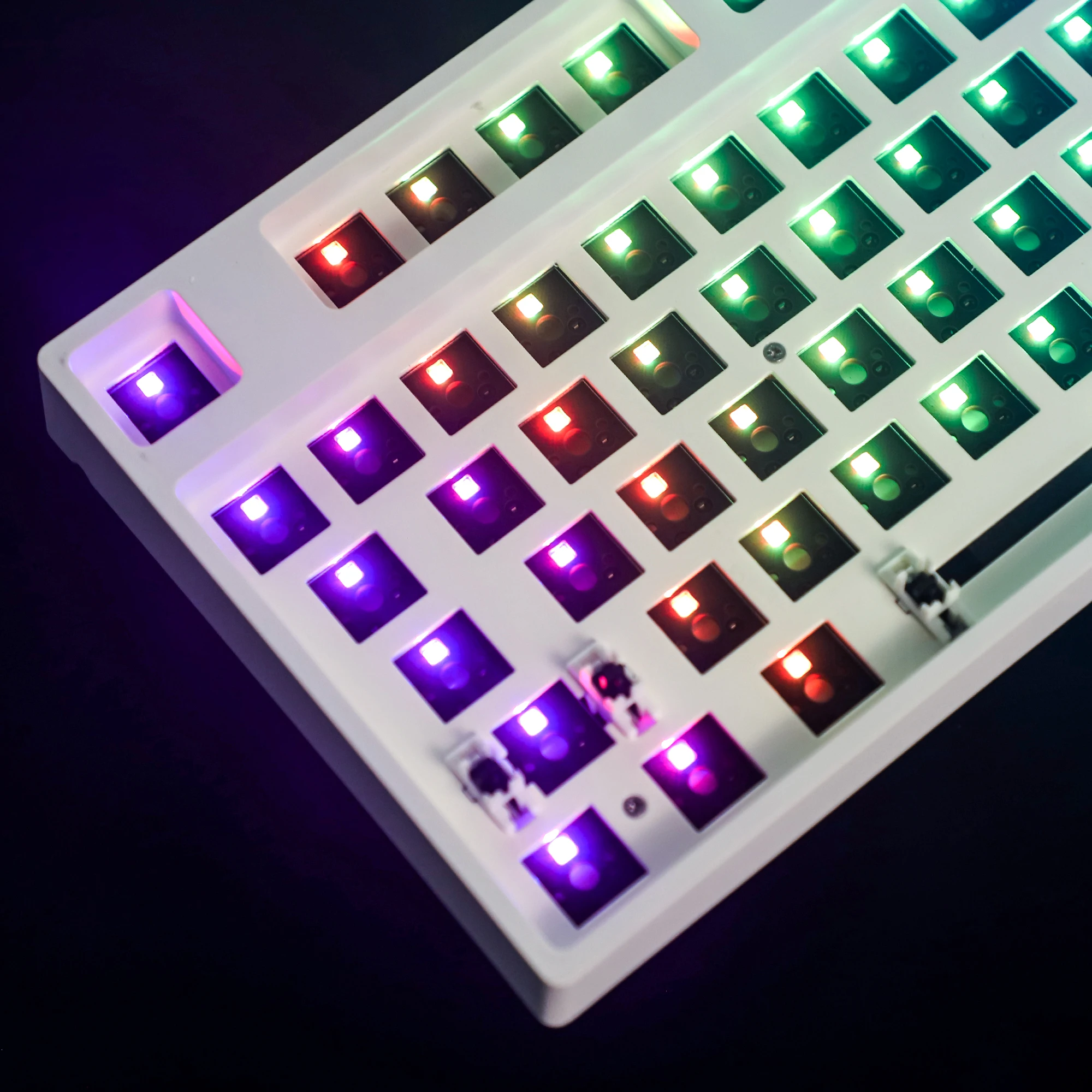 Imagem -02 - Skyloong-teclado Mecânico Faça Você Mesmo Personalizado Kit de Plástico com Fio Bluetooth Modo Duplo Suporte Rgb Switch Led tipo c Gk108 Gk108s 100