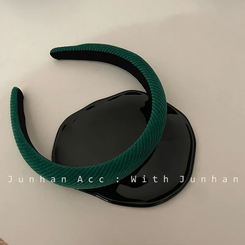 Korea INS Green and Black Striped Textured HairbandOutgoing temperament, sweet, pressed hairpin, girl hair accessories, headband