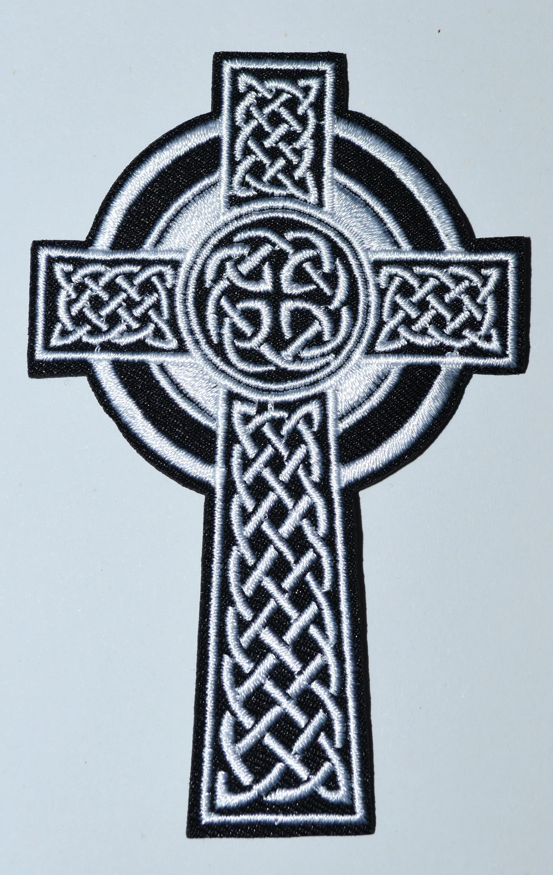 (5 pcs) CROSS white iron on PATCH embroidered IRISH CHRISTIAN RELIGIOUS EMBLEM ( about 6 * 9.8 cm)