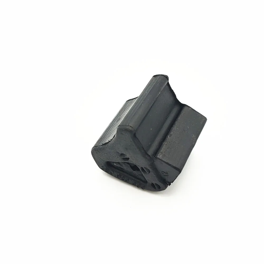 3B0823493 Engine Bonnet Bumper Guide Piece For Golf 2000 2001 2002 Polo 2000-2005 Passat 1998-2001 Seat Buffer rubber pad