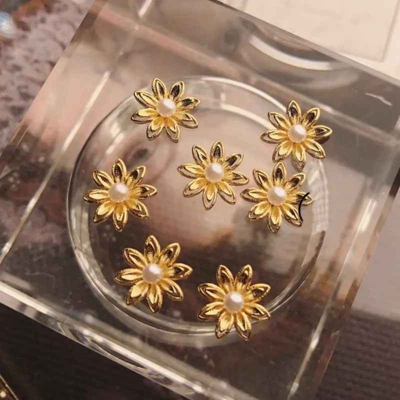 ネイルアート用の金属ビーズ,本物の金の花の3D装飾,アクセサリー,アクセサリー,ジュエリーチャーム,バッチあたり10個