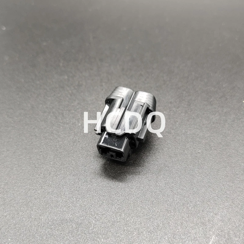 The original RS02FB-HG-SWSN automobile connector plug shell and connector are supplied from stock