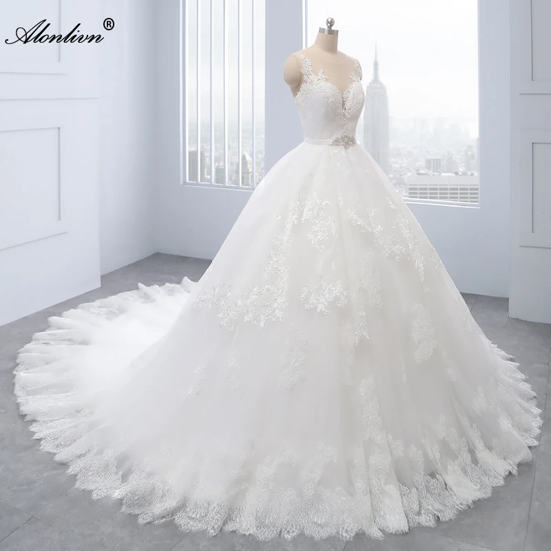 

Alonlivn Real Photo Sweetheart Ball Gown Wedding Dresses Court Train With Illusion Back Button Appliques Lace Bridal Skirts