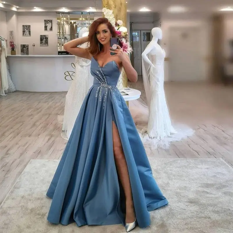 Gaun Malam Biru Sweetheart Seksi dengan Gaun Prom Panjang Split Sisi Tinggi Bermanik A Line Satin Bride Vestidos De Novia Ukuran Plus