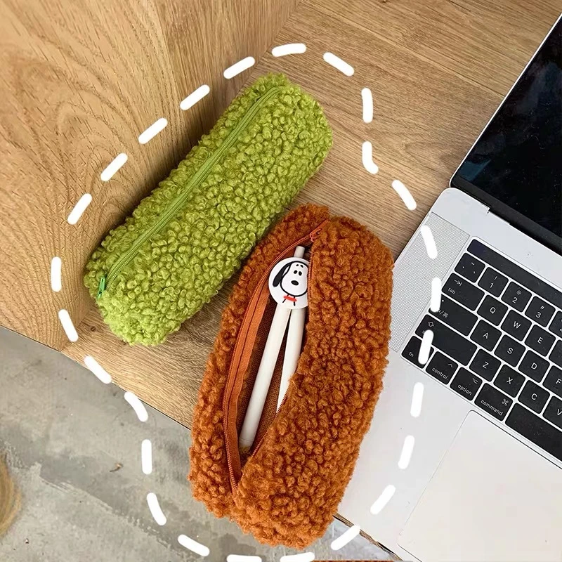 Estuche de lápices de lana de cordero, bolsa de peluche Kawaii con cremallera, organizador de maquillaje, Bolsa Escolar, suministro de papelería, 1