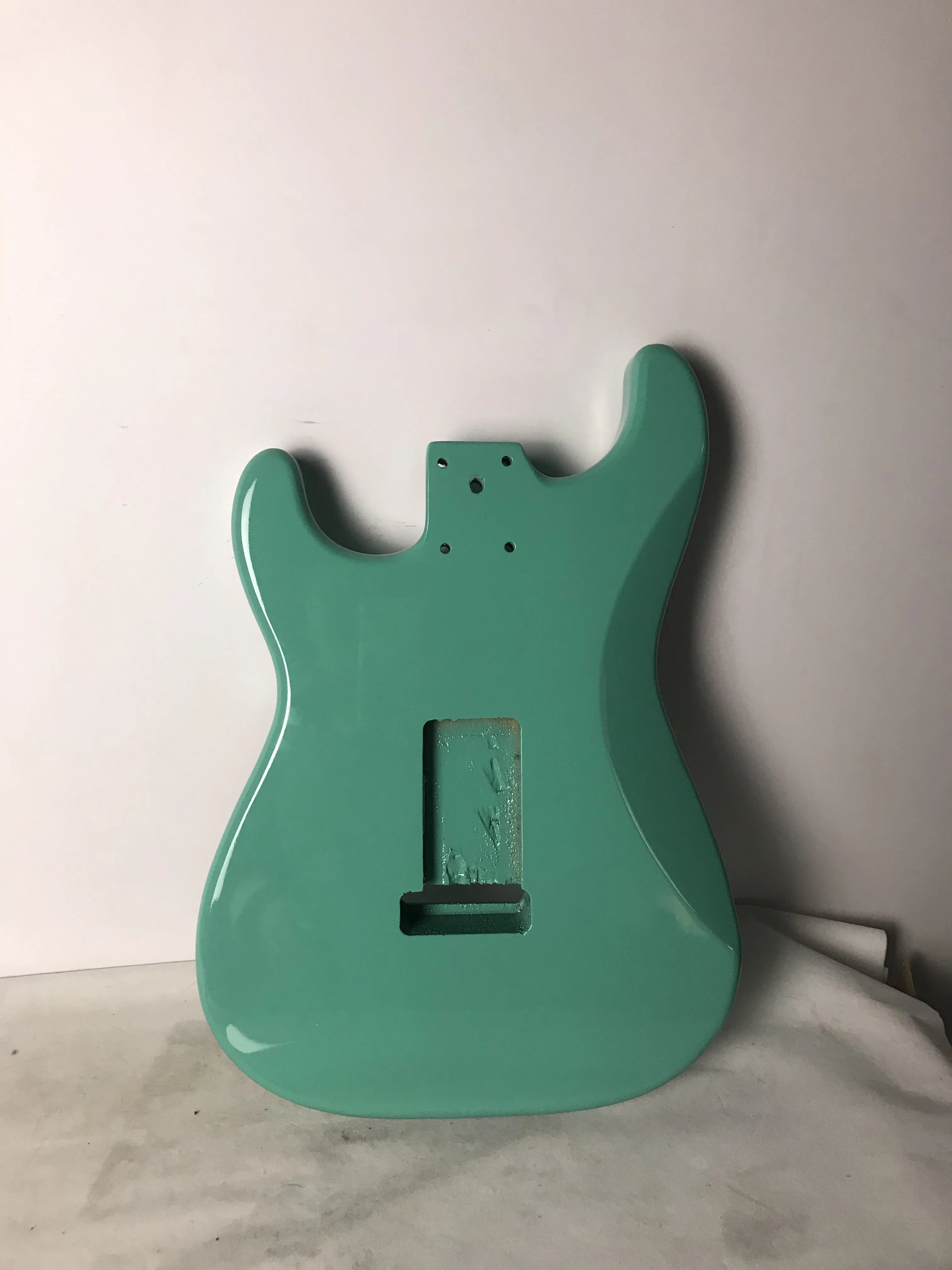 Semi-finished Electric Guitar Body Unfinished DIY Guitar Part  Guitar Barrel Fender Style Surf Green ST Guitar Body