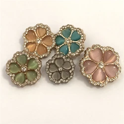5pcs Pink Blue Green Beautiful Rhinestone Buttons for Clothing Sewing Accessories Flower Buttons for Clothing Designers Fashion