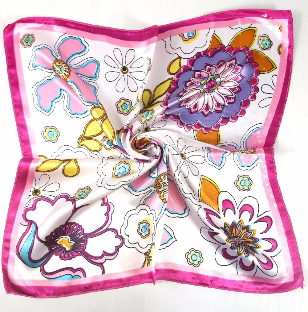 Foulard Carré Imprimé pour Femme, Châle Confortable, 50x50cm