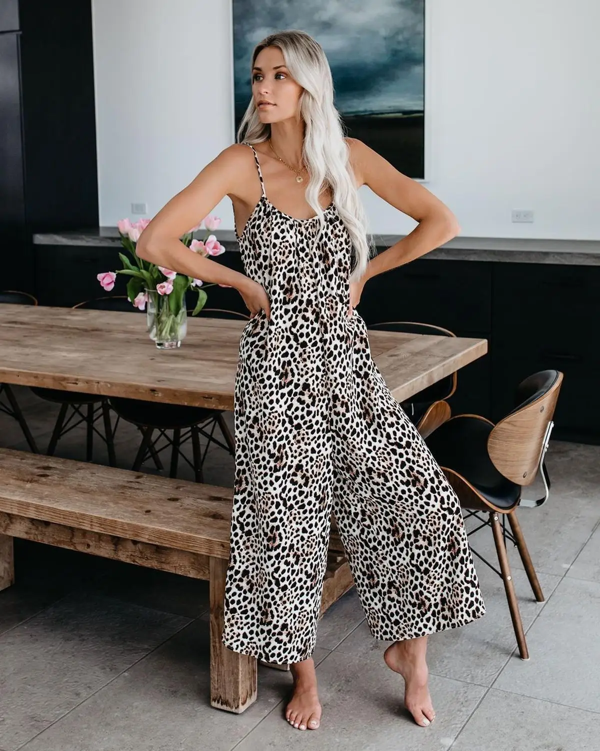 BKLD 2019 แฟชั่นผู้หญิงเสือดาวพิมพ์ Rompers Jumpsuits ฤดูร้อน Streetwear สปาเก็ตตี้สายคล้องคอกว้างยาวกางเกงผู้หญิง Jumpsuits