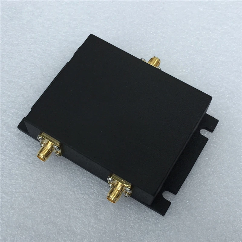 698-2700MHz Microstrip Two Power Divider SMA Connector