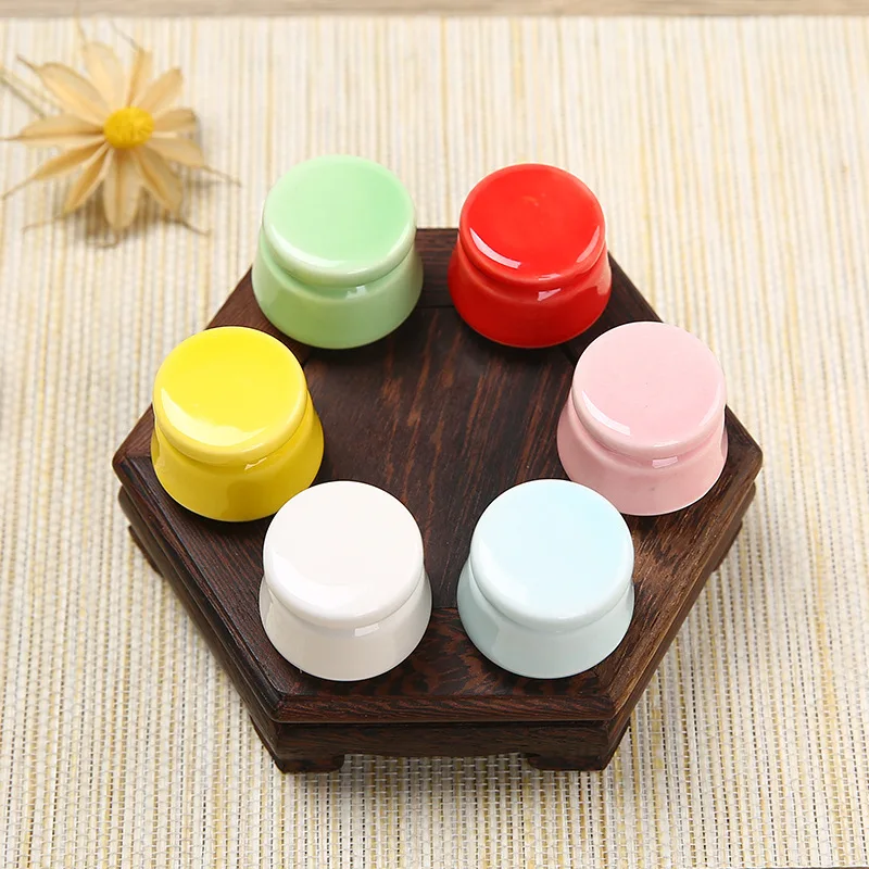 10ml Cute Mini Ceramic Jar Face Cream Bottle Portable Lip Scrub Packaging Cosmetic Container Solid Perfume Small Pot Empty Jar