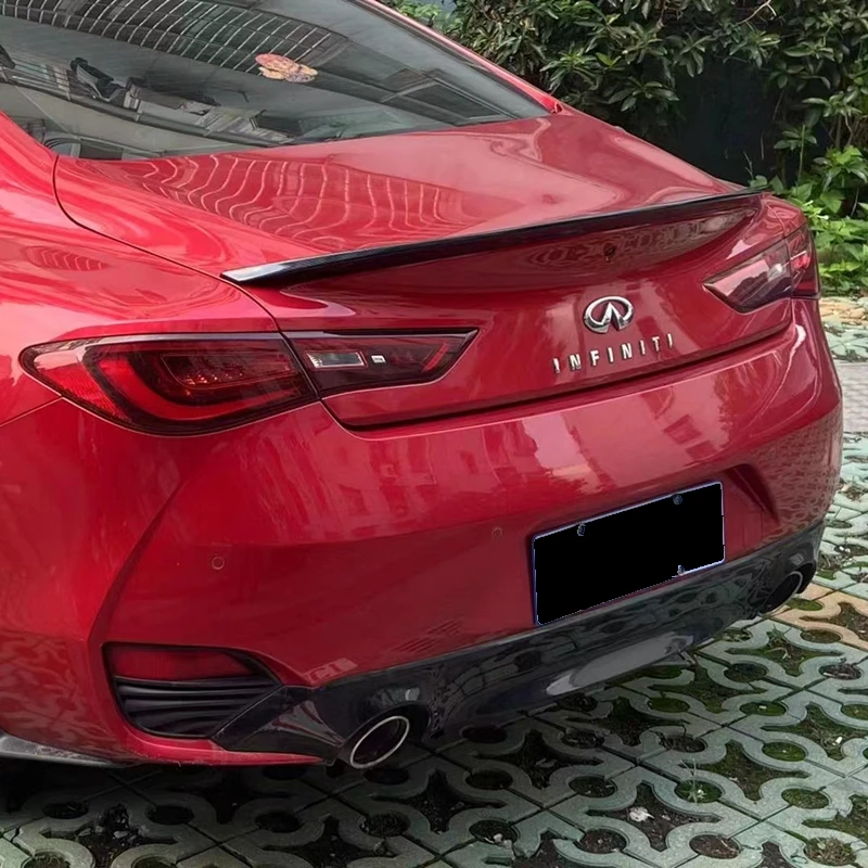 High Quality Car Rear Bumper Diffuser Lip Spoiler with Led Brake Light For Infiniti Q60 2017-2022 Chassis Deflector Guard