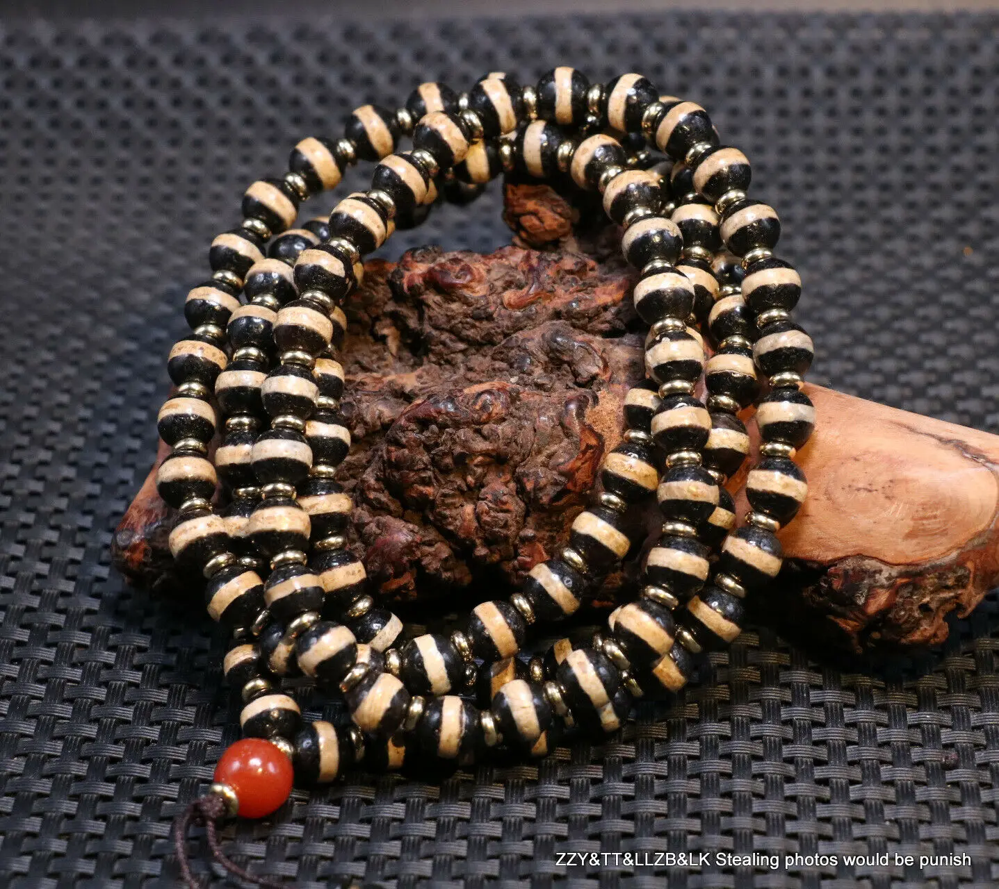 

Collectible LKbrother Sauces Energy Tibetan old Agate 1 Line Healer Medicine Totem dZi Bead Prayer Necklace A