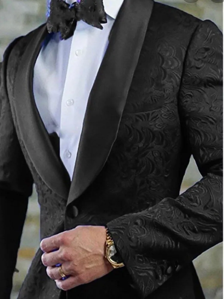 

Groomsmen Black Pattern Groom Tuxedos Shawl Satin Lapel Men Suits 2 Pieces Wedding Bridegroom ( Jacket + Pants + Bow Tie ) D299