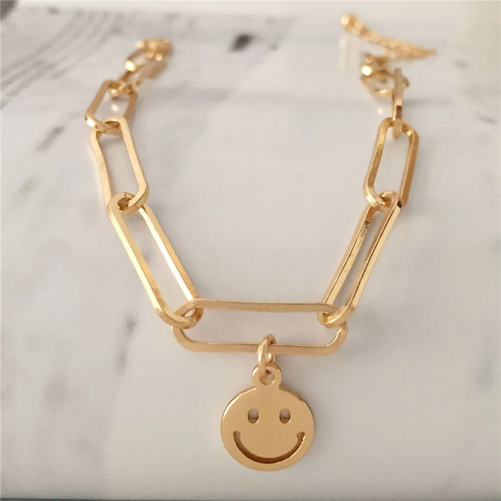 New Arrivals Cute Smaile Charm Big Link Bracelet For Women Girl Elegant Casual Sweet Cheers Party Lovely Jewelry Accessory