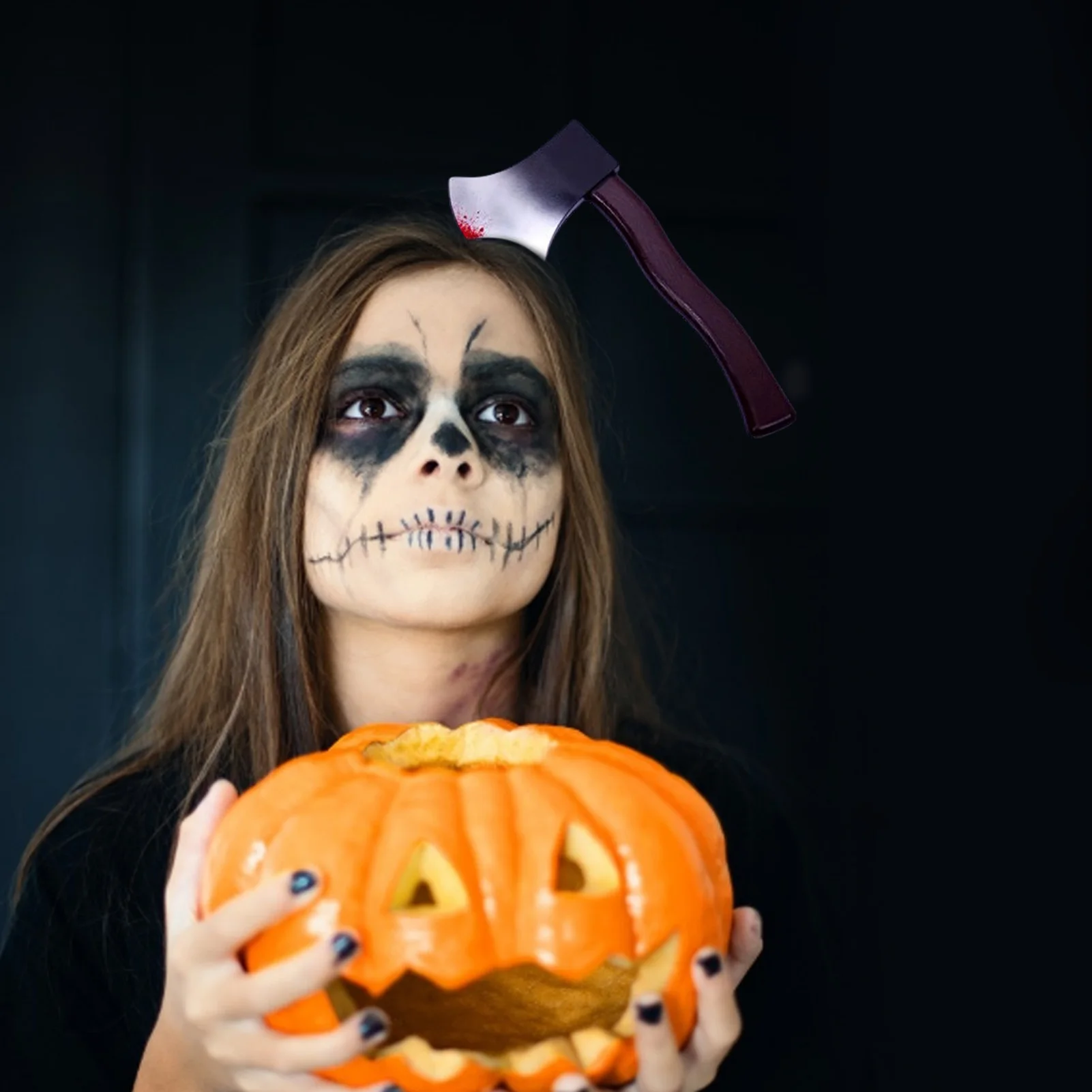 Diademas de arma de miedo, cuchillo de sangre, hacha a través de la cabeza, disfraz de Halloween para mujeres y niños, juguetes, suministros de decoración para fiestas de Halloween