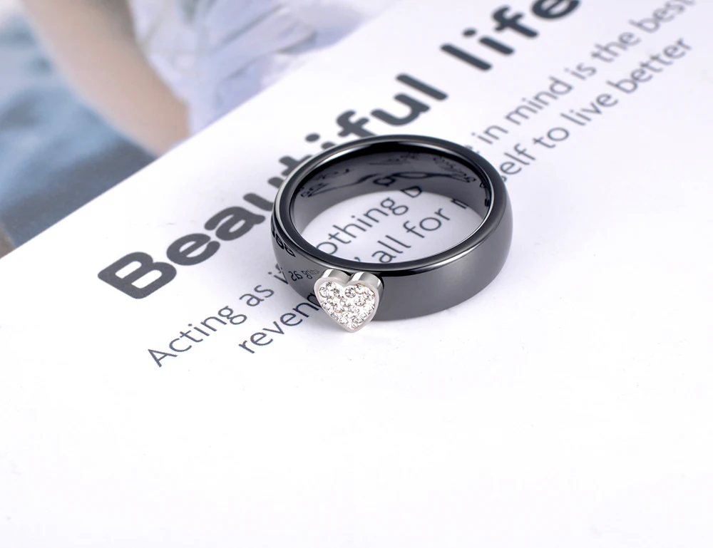 JeeMango Trendy Black Ceramic Heart Crystal Wedding Ring Jewelry For Women Stainless Steel Rhinestone Bohemia Party Ring JR19114