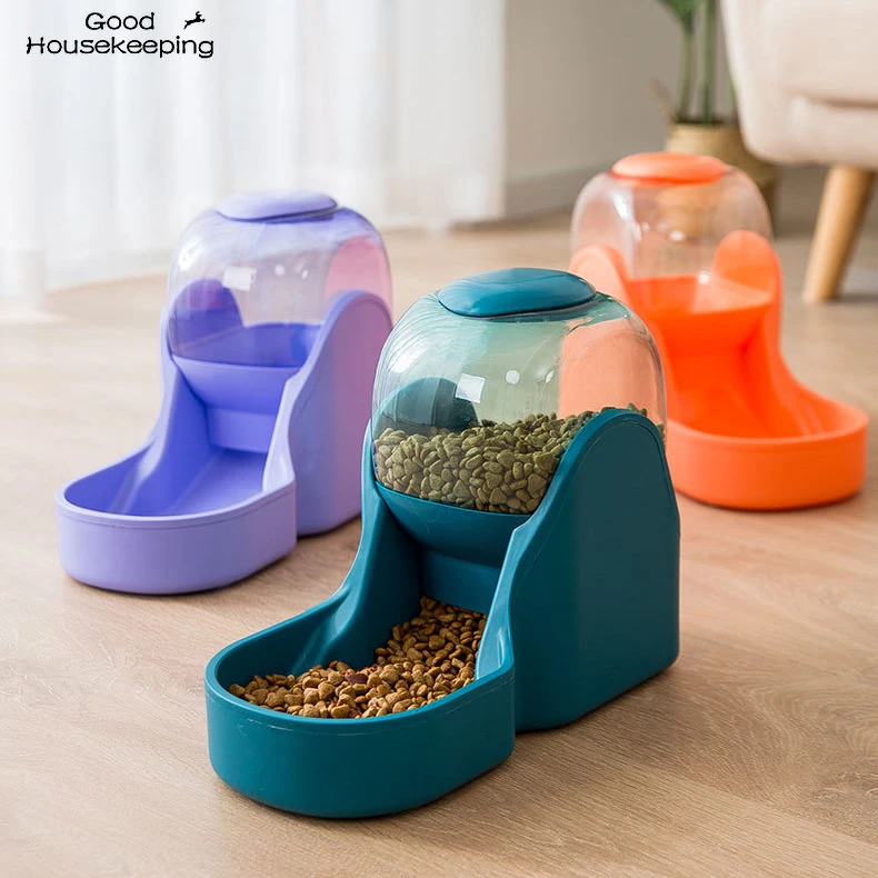 Dispenser di acqua per animali domestici a gravità da 3,8 litri gatto alimentatore automatico bottiglia di acqua per cani in plastica Dispenser di