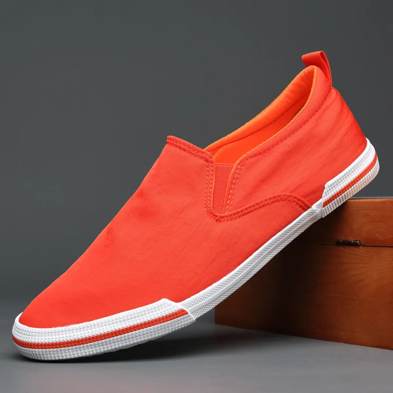 Round Toe Mens Canvas Shoes New Style Breathable Basic Slip-on Male Casual Sneakers Pedaling Lazy Summer Loafers for Mens789