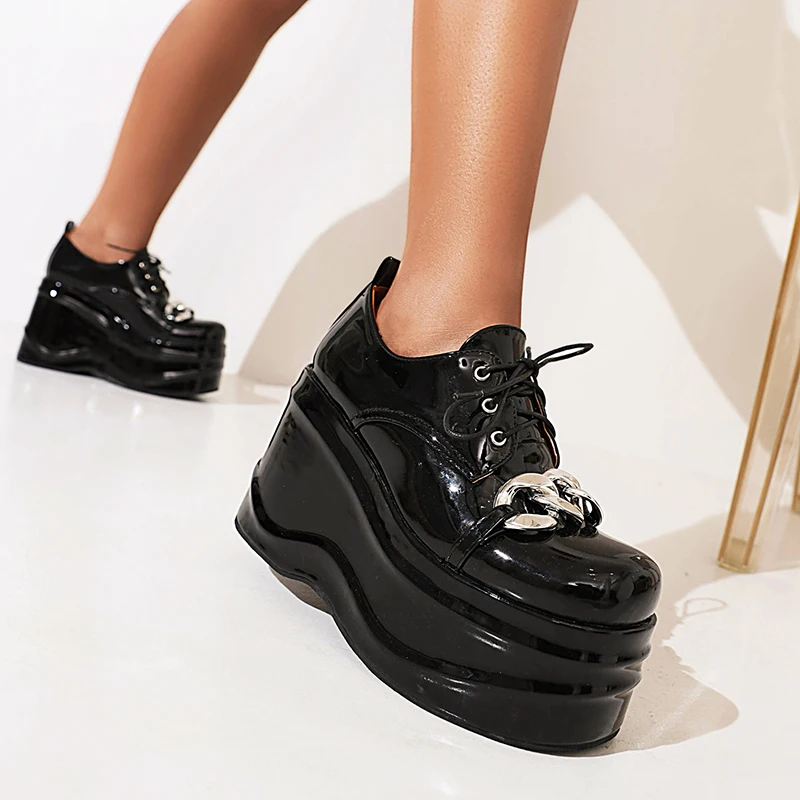 Oversized Metal-Embellished Lace-Up Pumps High Waterproof Platform Heightened Breathable Thick Primer Patent Leather Loafers